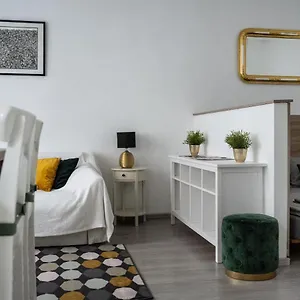 Apartment Dohany Street Delight, Budapest